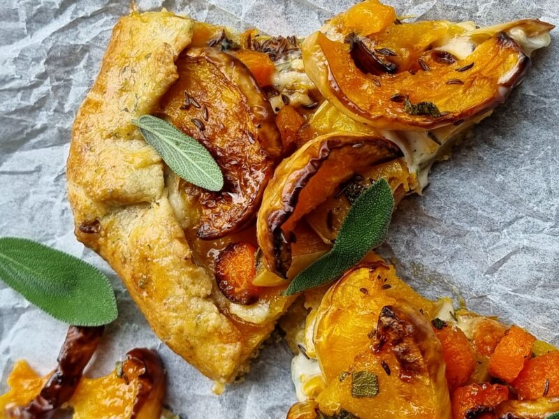 Ottolenghi's galette met pompoen en salie
