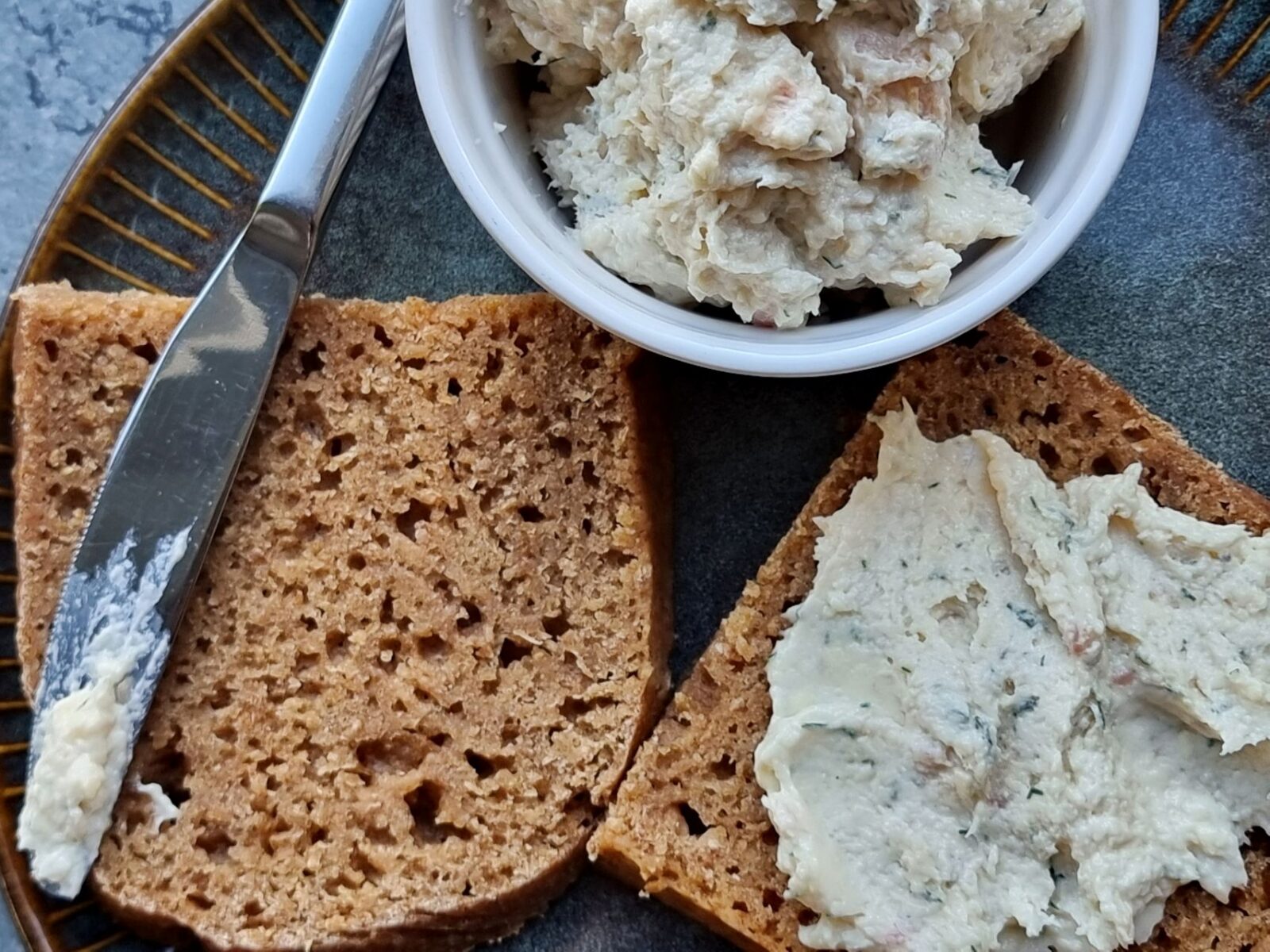 Gerookte forelpaté